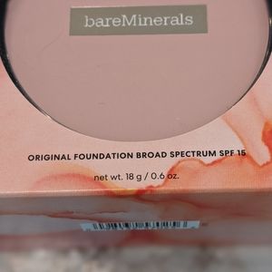 bareMinerals Makeup - bareMinerals Deluxe Collector's Edition Foundation bareMinerals Makeup - bareMinerals Deluxe Collector's Edition Foundation